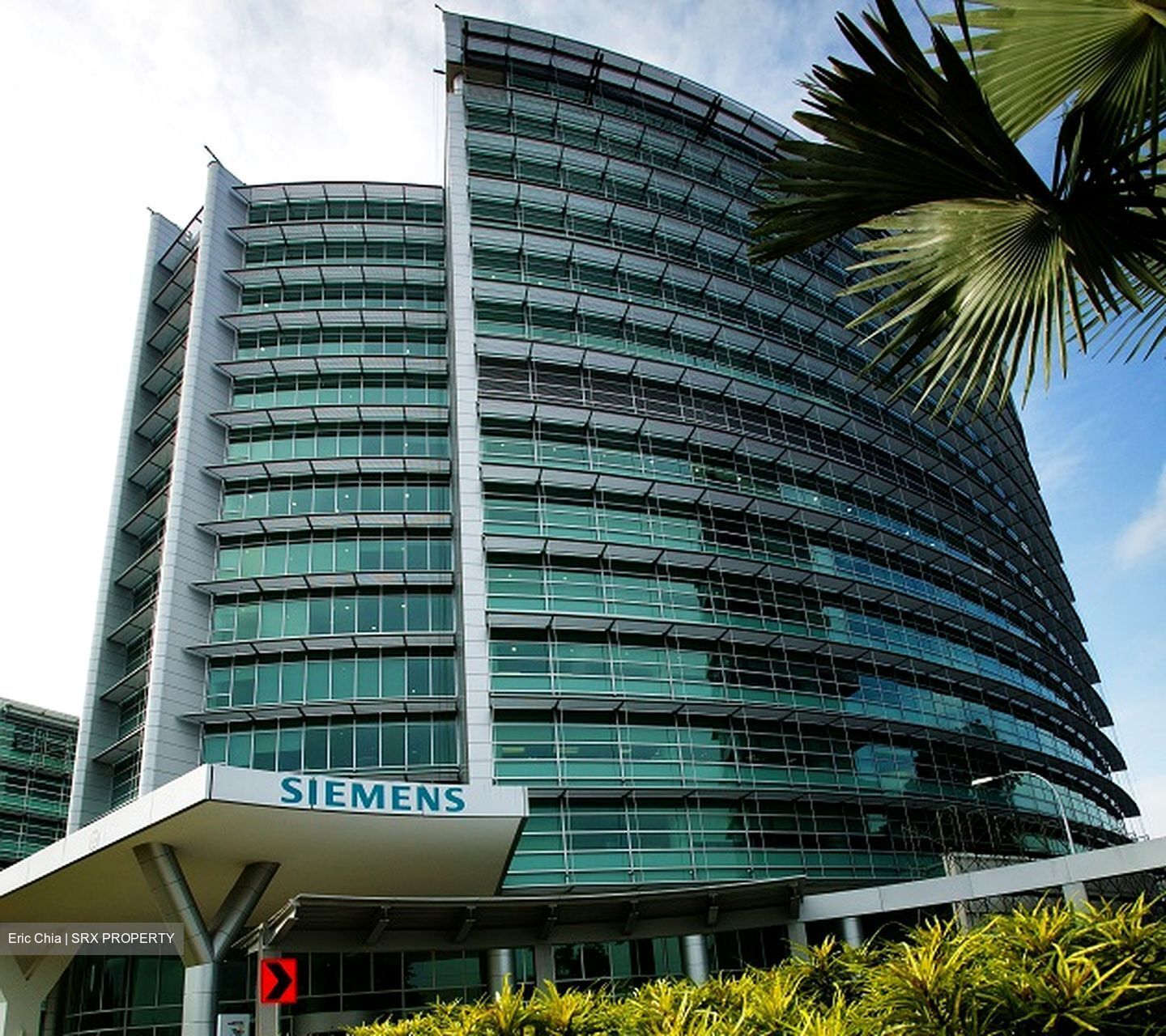 The Siemens Centre (D13), Factory #427585811